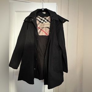 Burberry rain jacket size 8